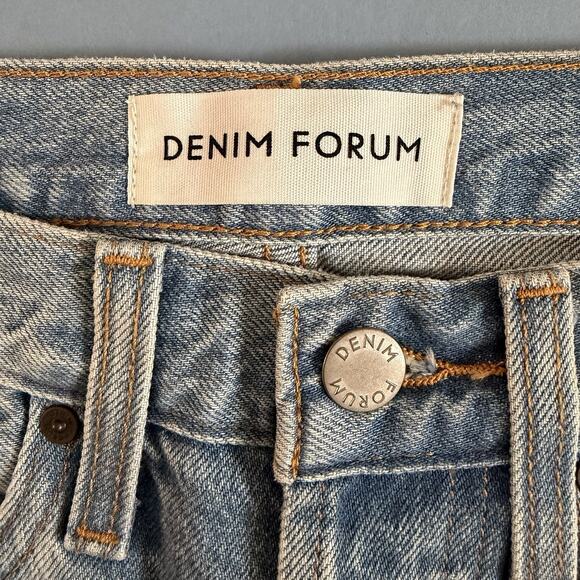 NWT Aritzia Denim Forum Ex-Boyfriend Vintage Desert Light Wash Jeans - Picture 5 of 7